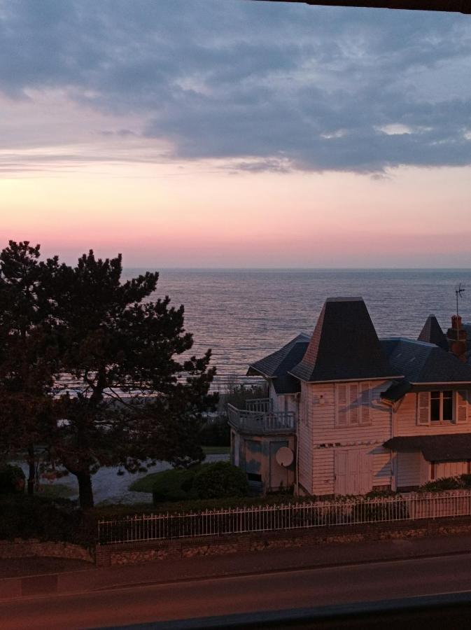 Le Cottage Vue Mer Бенервіль-сюр-Мер Екстер'єр фото